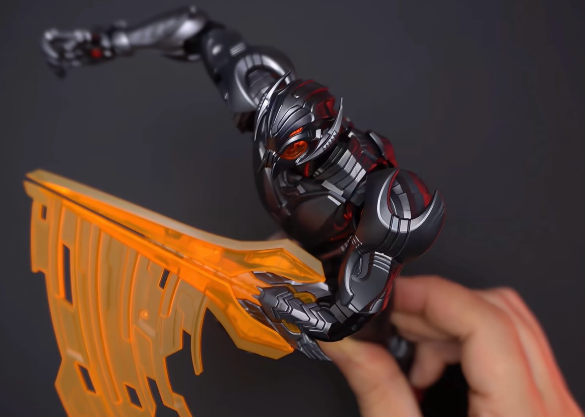 Nowy zestaw modelarski figurki – Model Kit Ultron recenzja i cena