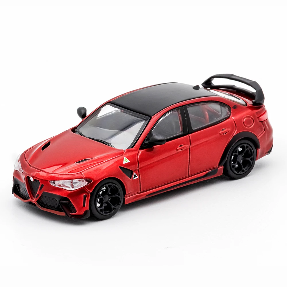 DCT 1/64 Alfa Romeo Giulia GTA – Model Kit Alfa Romeo recenzja i cena