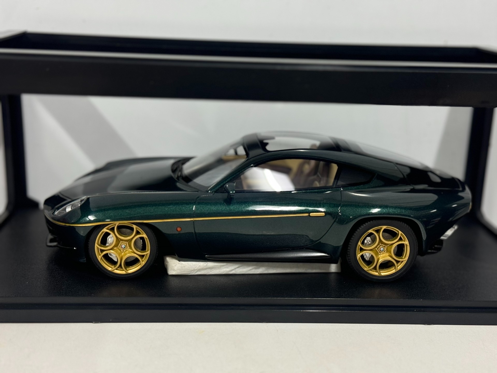 Model samochodu Alfa Romeo Tou – Model Kit Alfa Romeo recenzja i cena