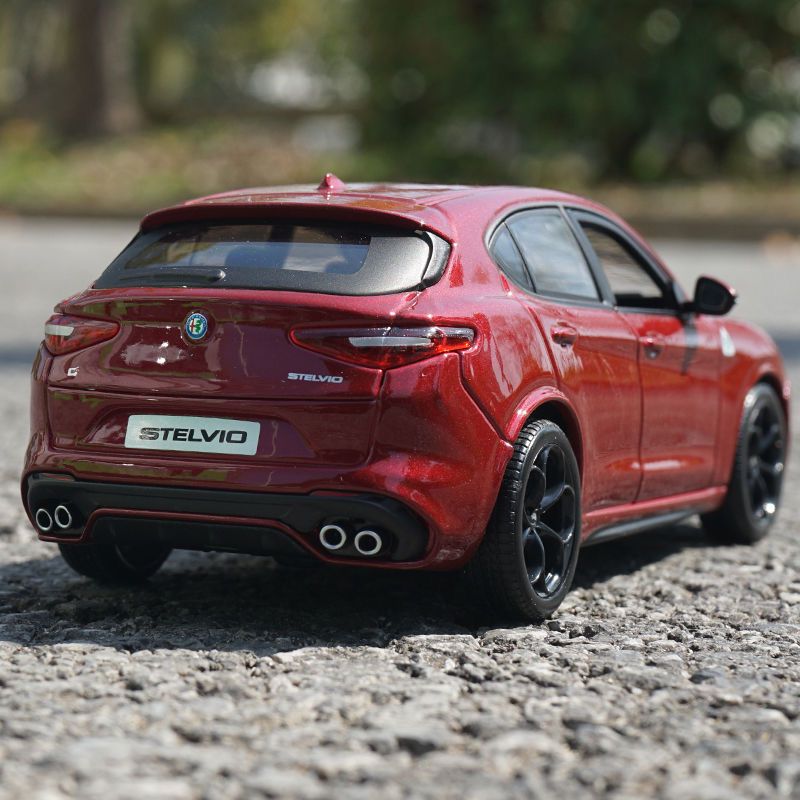 Bburago 1:24 Alfa Romeo Stelvi – Model Kit Alfa Romeo recenzja i cena