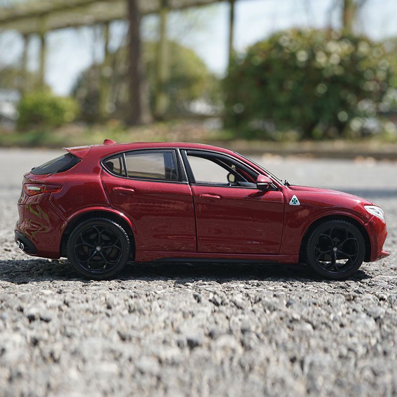 Bburago 1:24 Alfa Romeo Stelvi – Model Kit Alfa Romeo recenzja i cena
