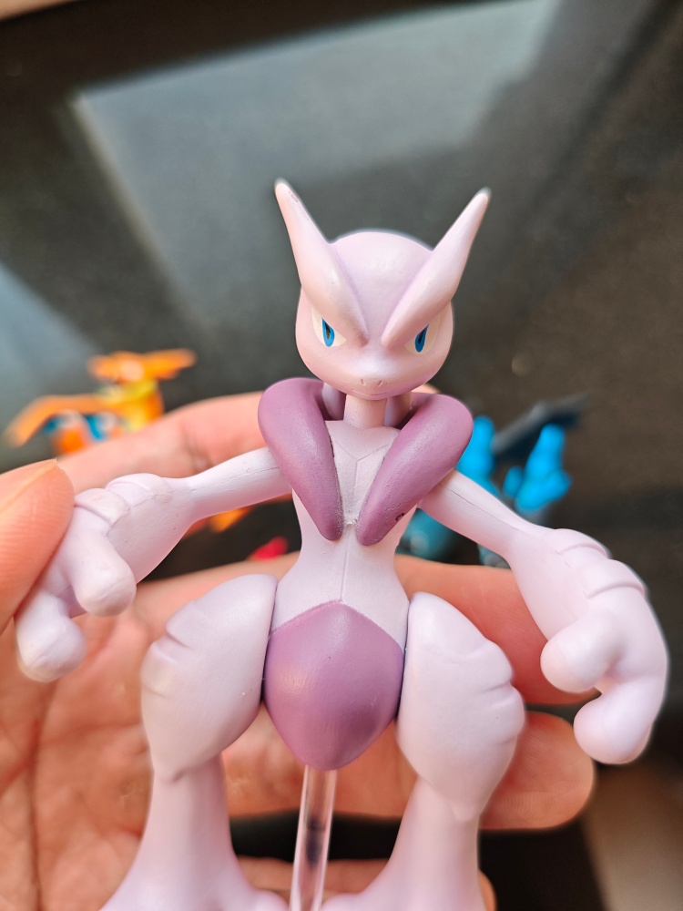 Figurka akcji Bandai Pokemon M – Model Kit Ultron recenzja i cena